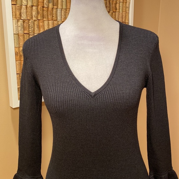 Esther Chen Black Ribbed Top.  Silk, Nylon and Spandex.  Ruffled detail - Picture 4 of 16